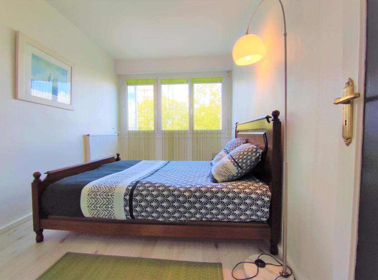 Appartement T3 Lumineux Et Tout Confort De 72 M2 Avec Parking Privatif La Rochelle  Dış mekan fotoğraf